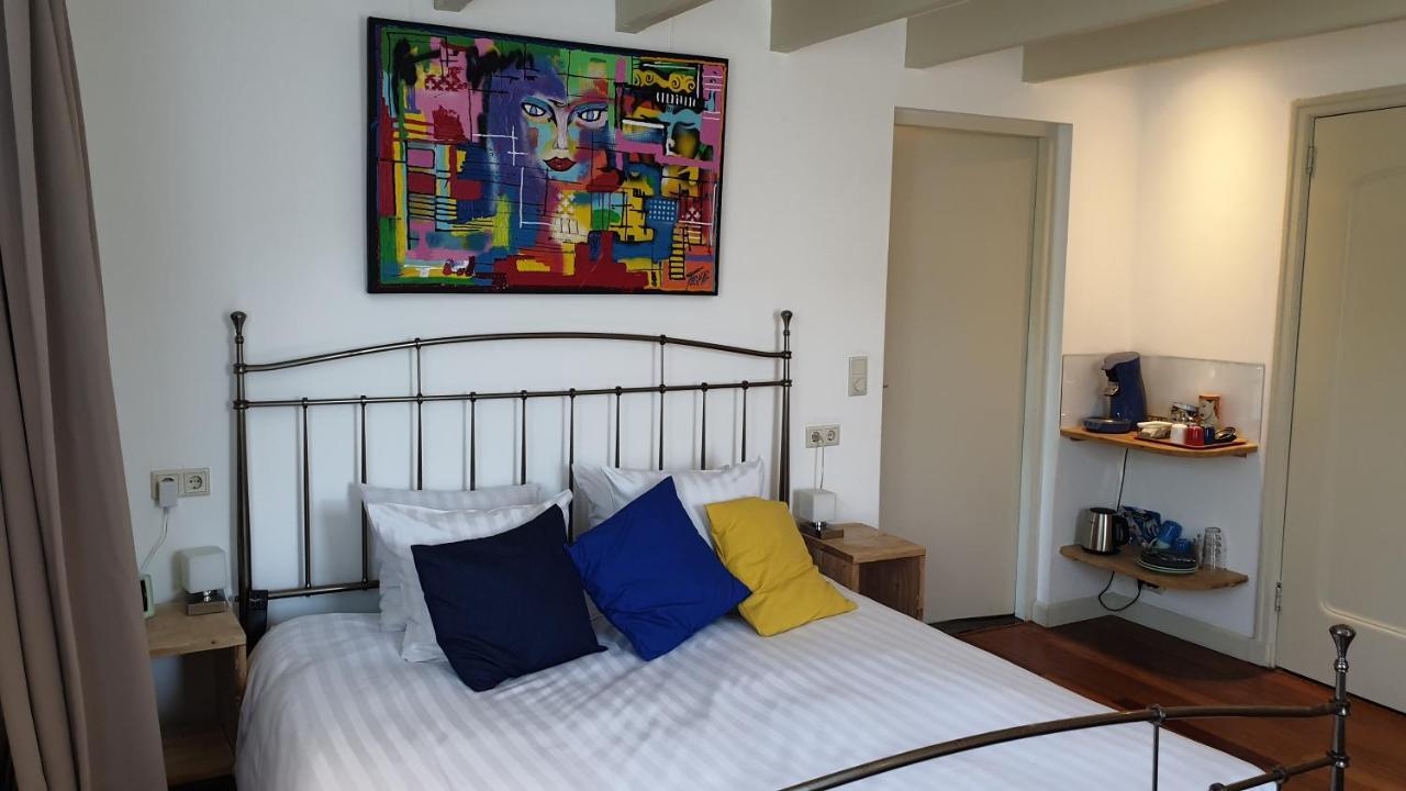 יורה Hotel Anne-Klare מראה חיצוני תמונה
