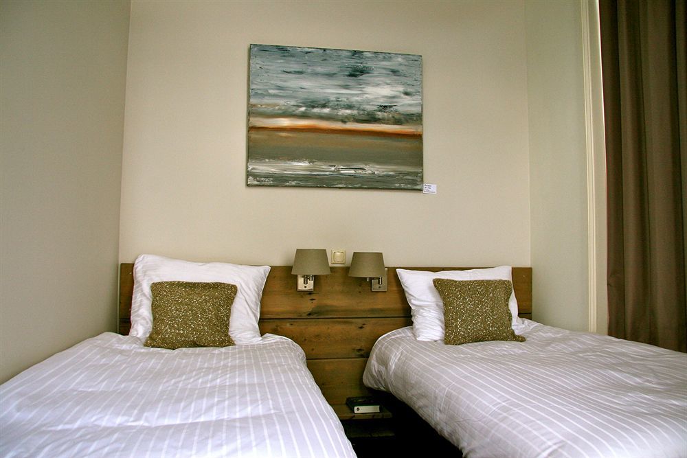 יורה Hotel Anne-Klare מראה חיצוני תמונה