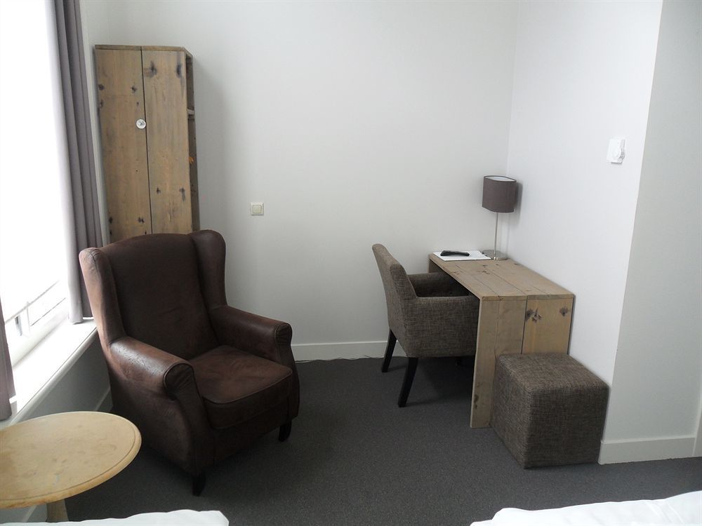 יורה Hotel Anne-Klare מראה חיצוני תמונה